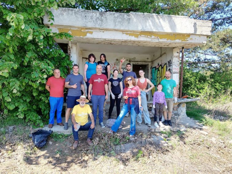 Добруджанци и Ветринци проведоха съвместнo доброволчески акции край Добрич